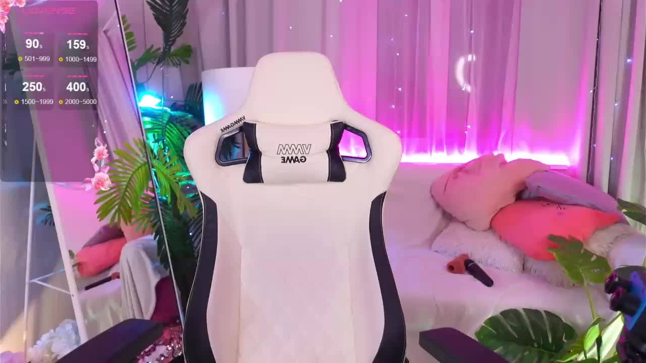 CrazyWine Cam Model Chat October 2, 2025