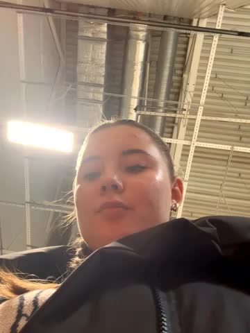 StephanieMur Cam Model Chat October 2, 2025