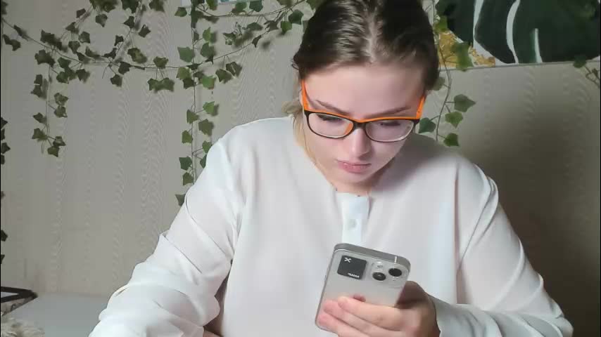 seductive_she_wolf Cam Model Chat October 2, 2025