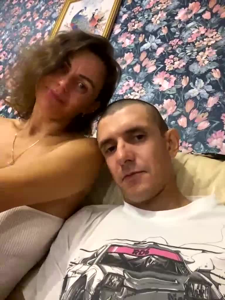 And-Liziantus Cam Model Chat October 2, 2025