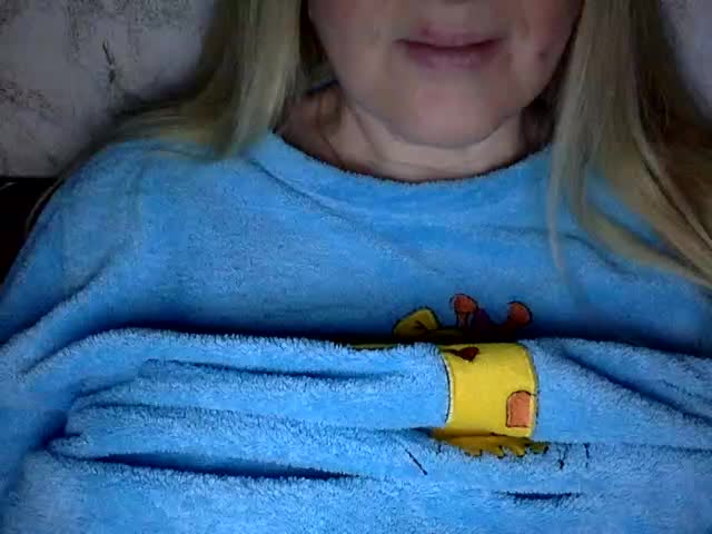 BlondyVio Cam Model Chat October 2, 2025