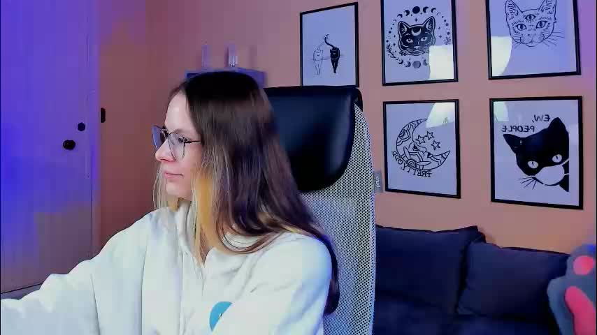 carrie_roses Cam Model Chat October 2, 2025