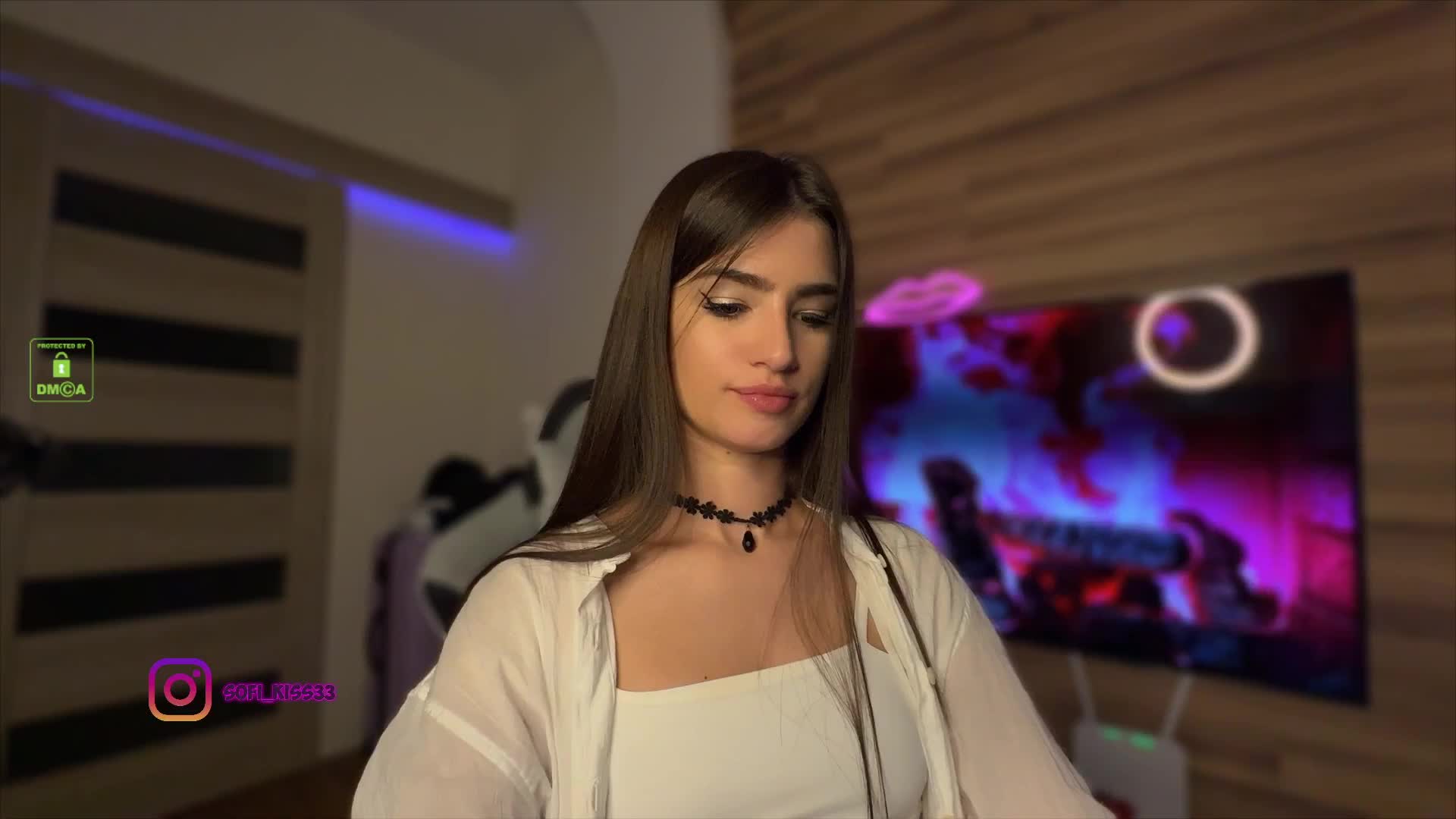 Sofi-Mi Cam Model Chat October 2, 2025