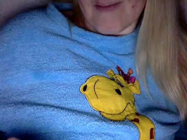 BlondyVio Cam Model Chat October 2, 2025