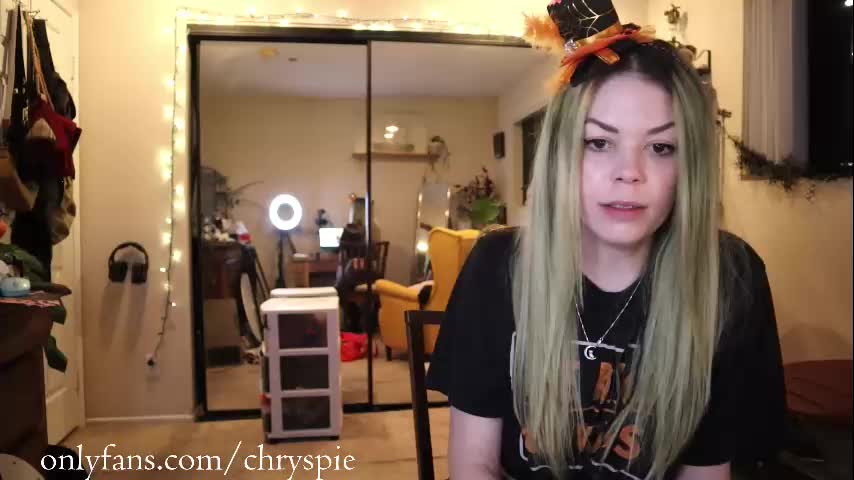 chrysanthulu Cam Model Chat October 2, 2025
