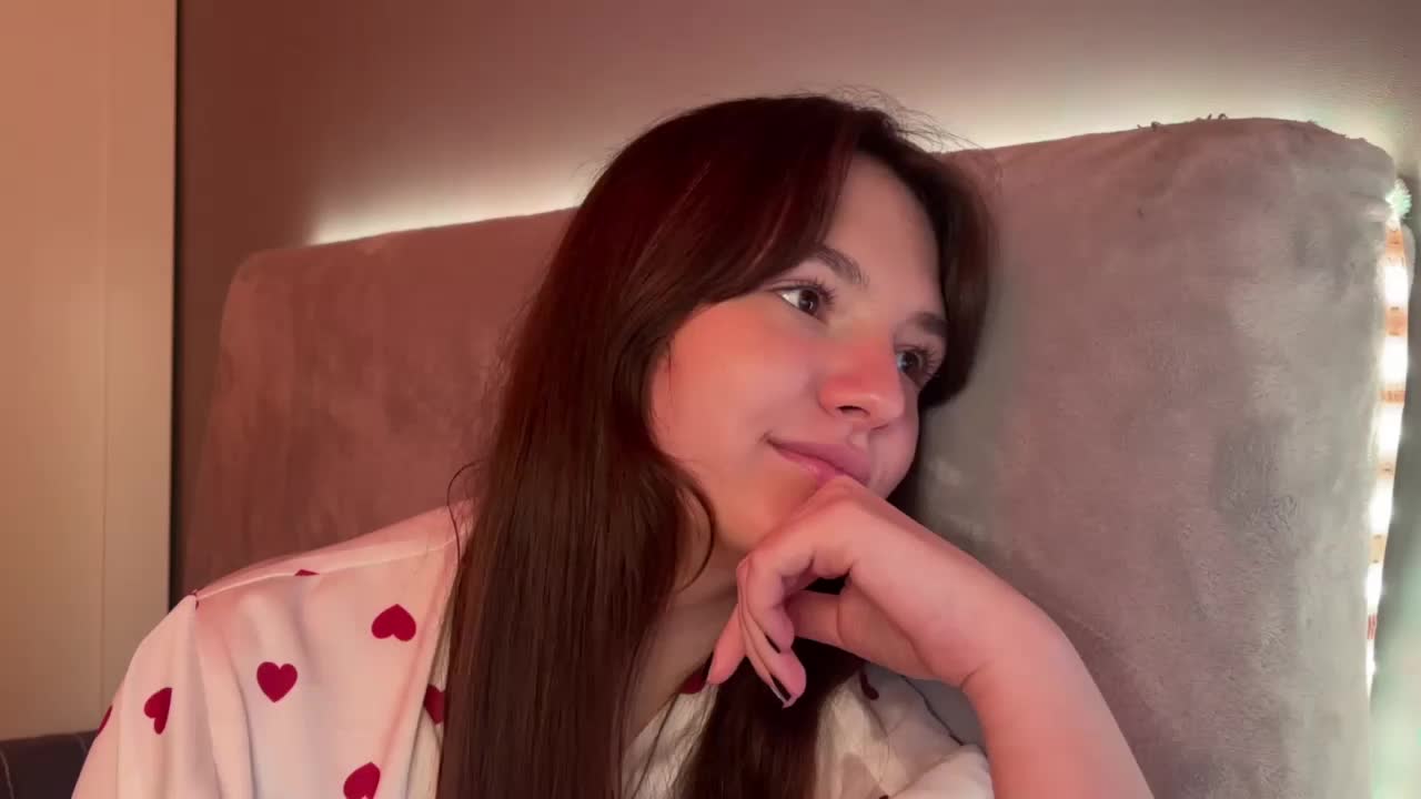 AlisaRichGold Cam Model Chat October 2, 2025