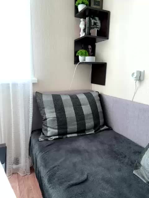 AdrienneBourget Cam Model Chat October 2, 2025