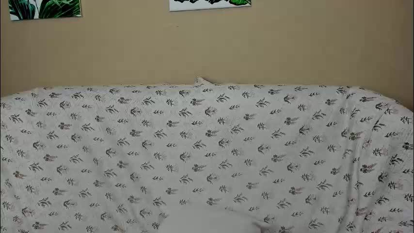 sinthiahug Cam Model Chat October 2, 2025