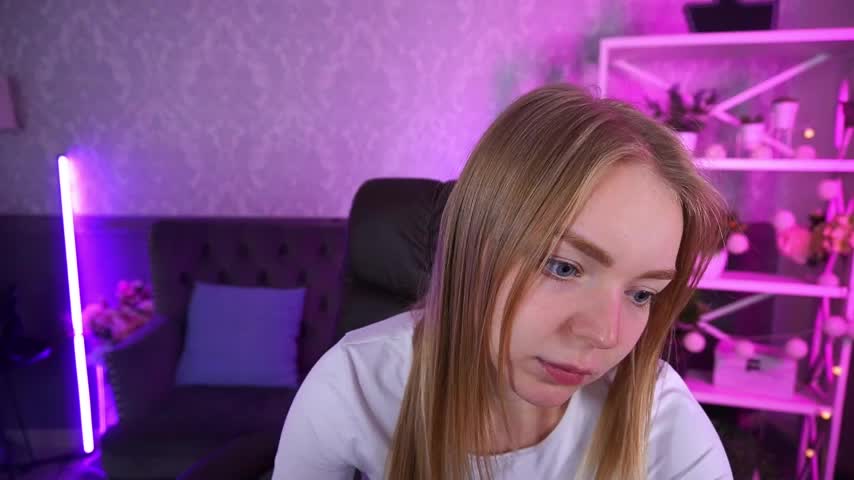 EmilySunshineS Cam Model Chat October 2, 2025