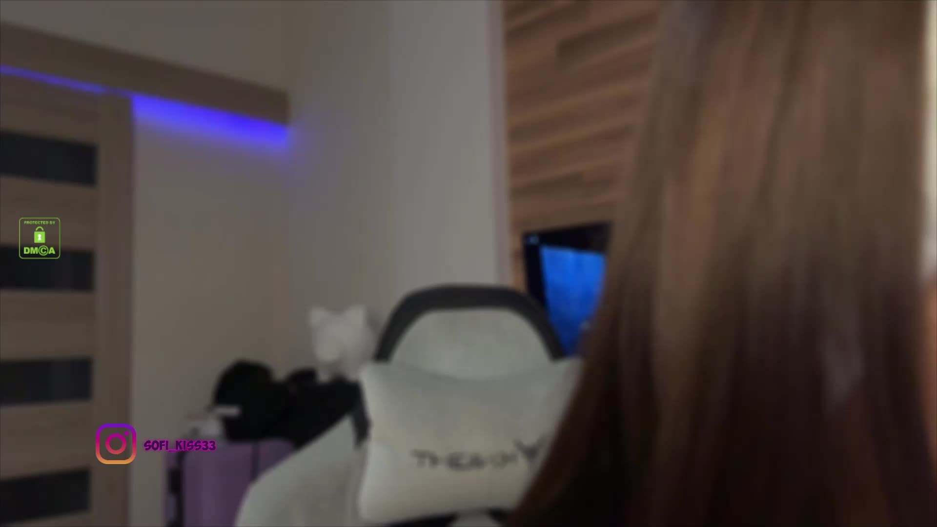 Sofi-Mi Cam Model Chat October 2, 2025