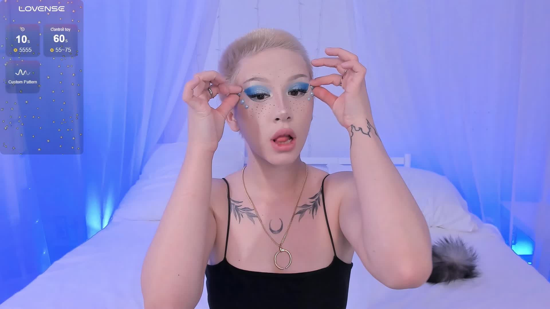 Necucubi Cam Model Chat October 2, 2025