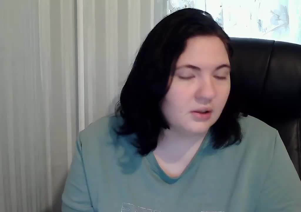 XLisaBlueX Cam Model Chat October 2, 2025