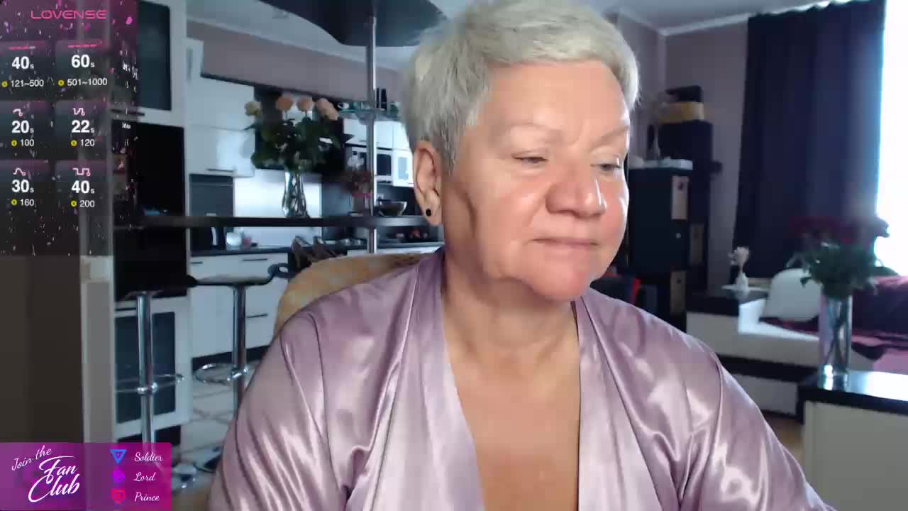 roxana-brooks Cam Model Chat October 2, 2025