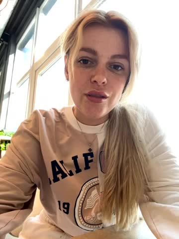 HarrietDart Cam Model Chat October 2, 2025