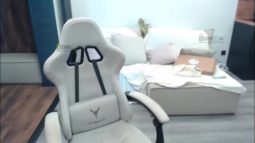 sunny1girl Cam Model Chat October 2, 2025