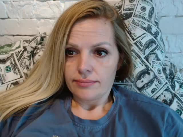 Angel_girllovemy Cam Model Chat October 2, 2025