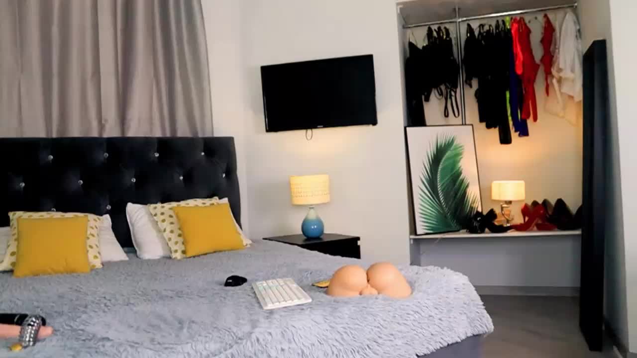 InvitingTina Cam Model Chat October 2, 2025