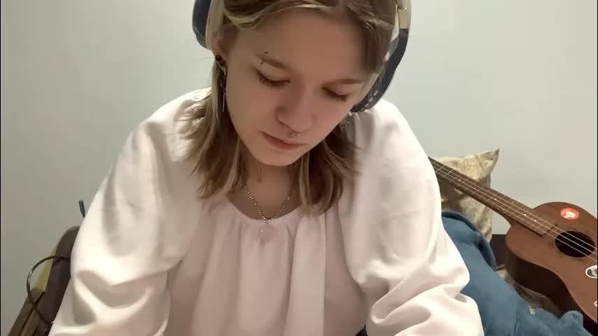 vannessablumer Cam Model Chat October 2, 2025
