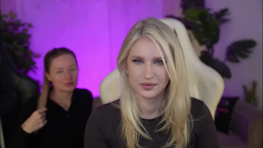 kira0541 Cam Model Chat October 2, 2025