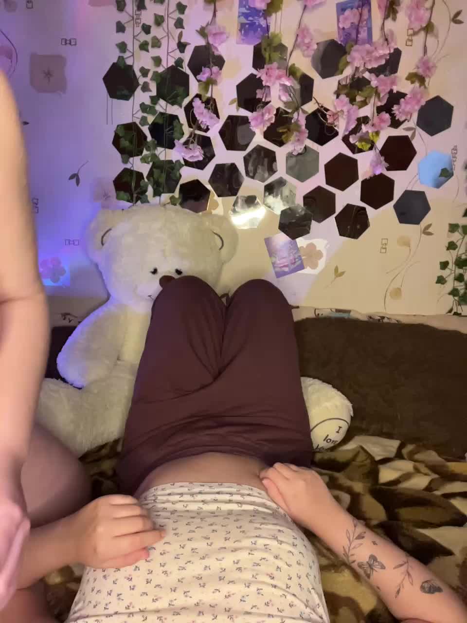 The-best-babies Cam Model Chat October 2, 2025