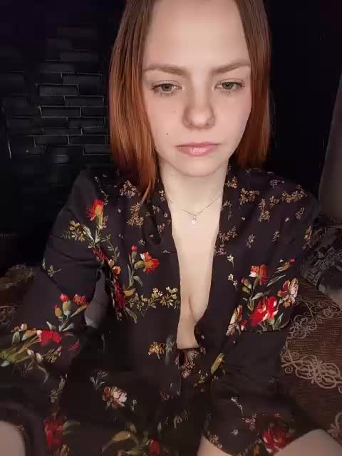 AliceRabbit Cam Model Chat October 2, 2025