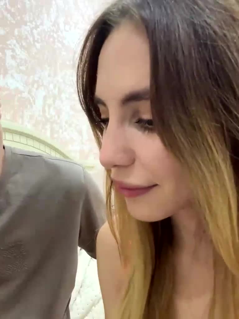 Buzzyd Cam Model Chat October 2, 2025