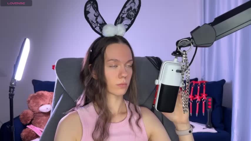 SharkyBaby Cam Model Chat October 2, 2025