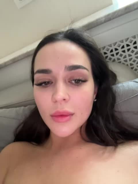 -Sasha-Orlova- Cam Model Chat October 2, 2025