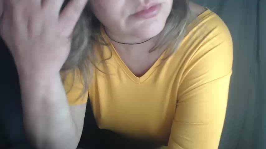 1BECHA1 Cam Model Chat October 2, 2025