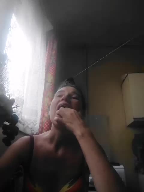 zvezda2511 Cam Model Chat October 2, 2025