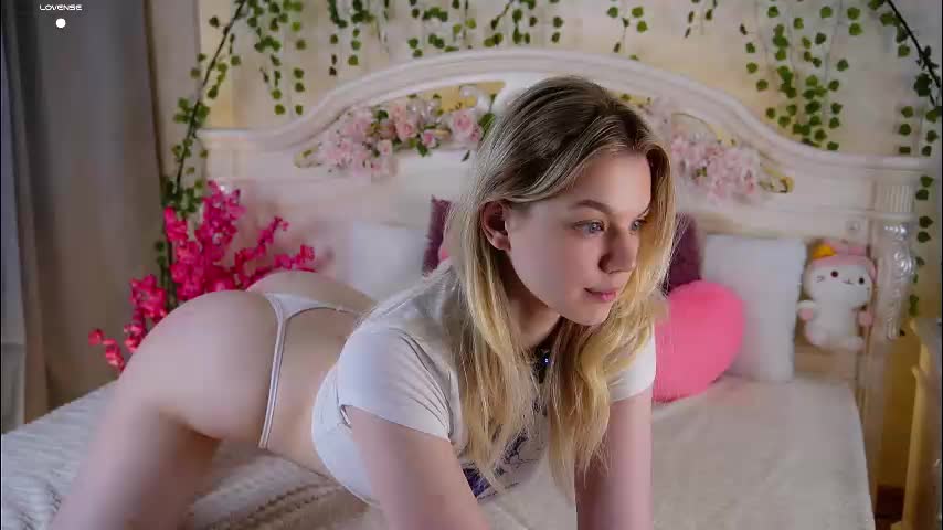 burnletitallburn Cam Model Chat October 2, 2025