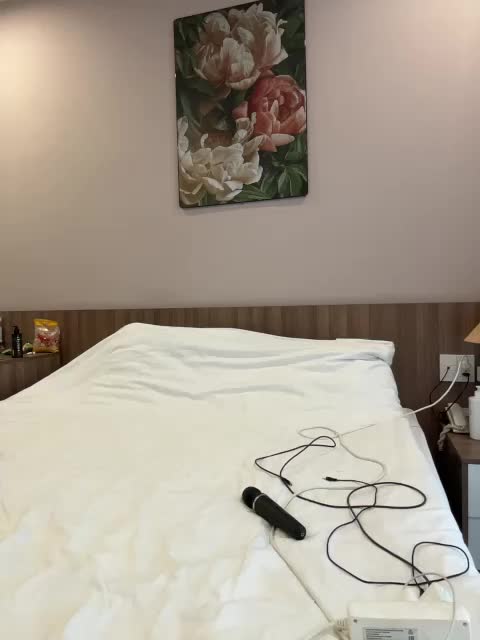 LilitMuse Cam Model Chat October 2, 2025