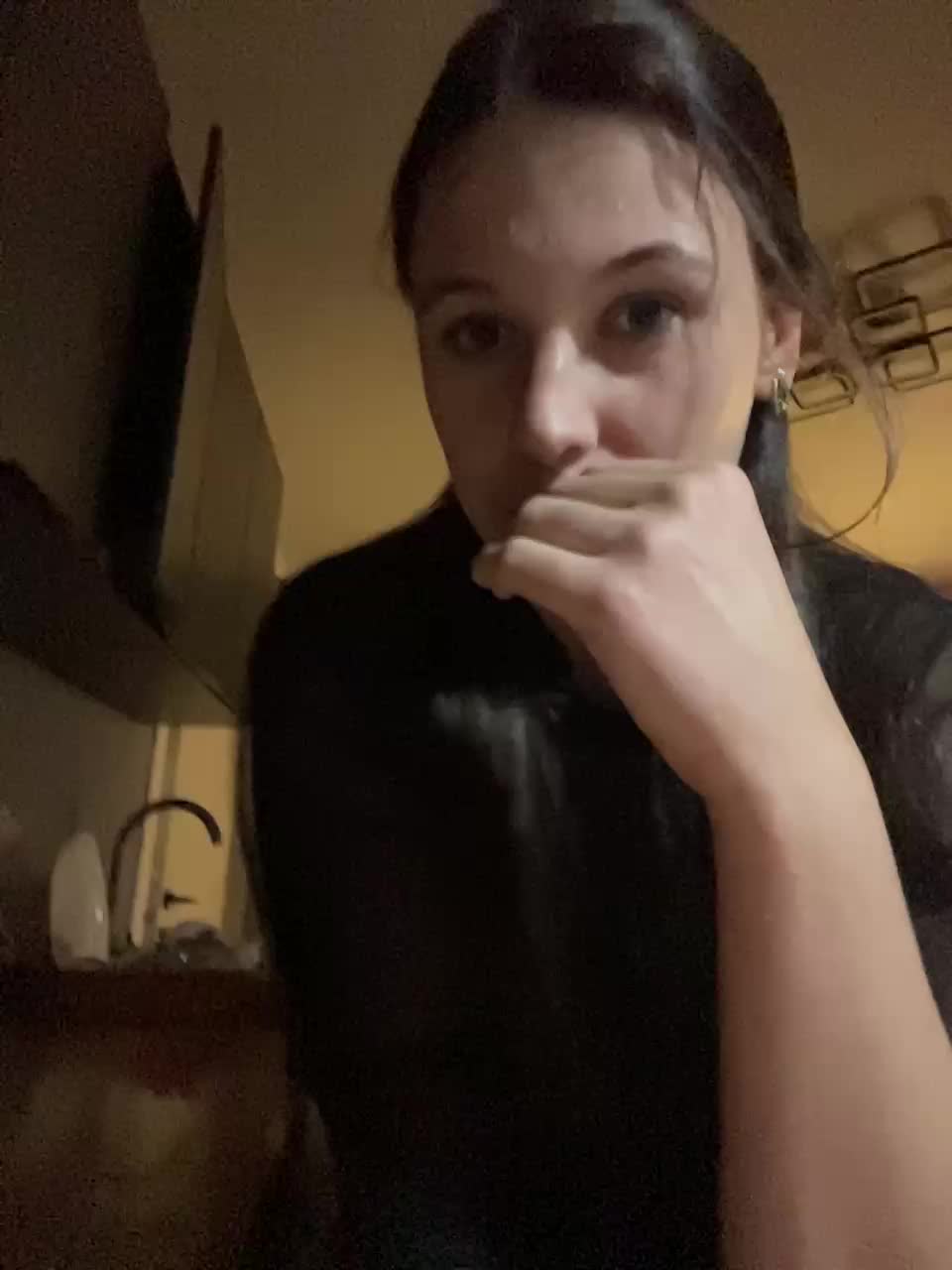 Potifays Cam Model Chat October 2, 2025