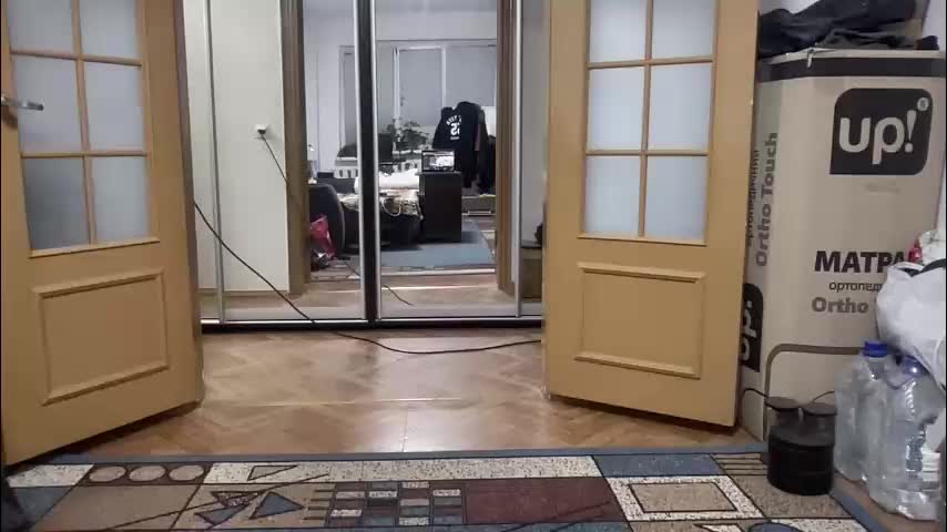 rosea_champagne Cam Model Chat October 2, 2025