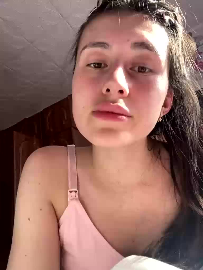 KristinaScott Cam Model Chat October 2, 2025