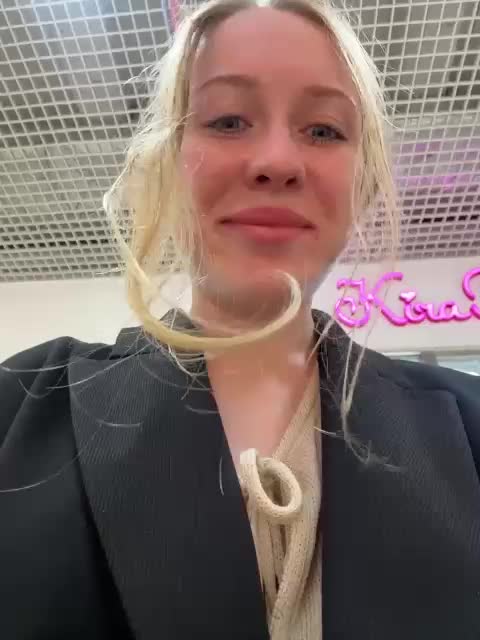 LiiBaby Cam Model Chat October 2, 2025