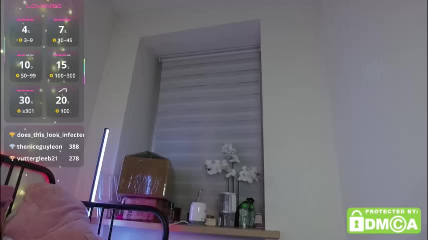 roxxxie_reid Cam Model Chat October 2, 2025