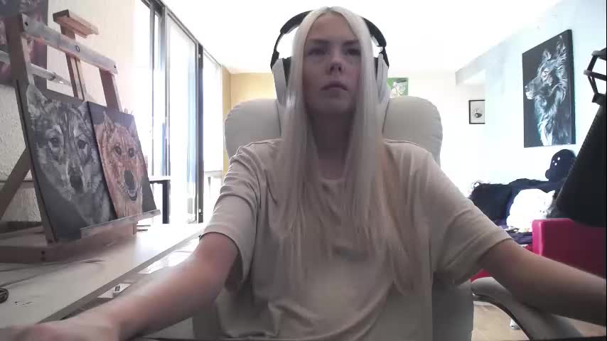 tinykylie Cam Model Chat October 2, 2025