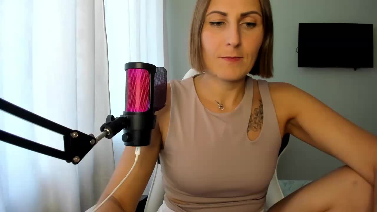 Kiza9 Cam Model Chat October 2, 2025