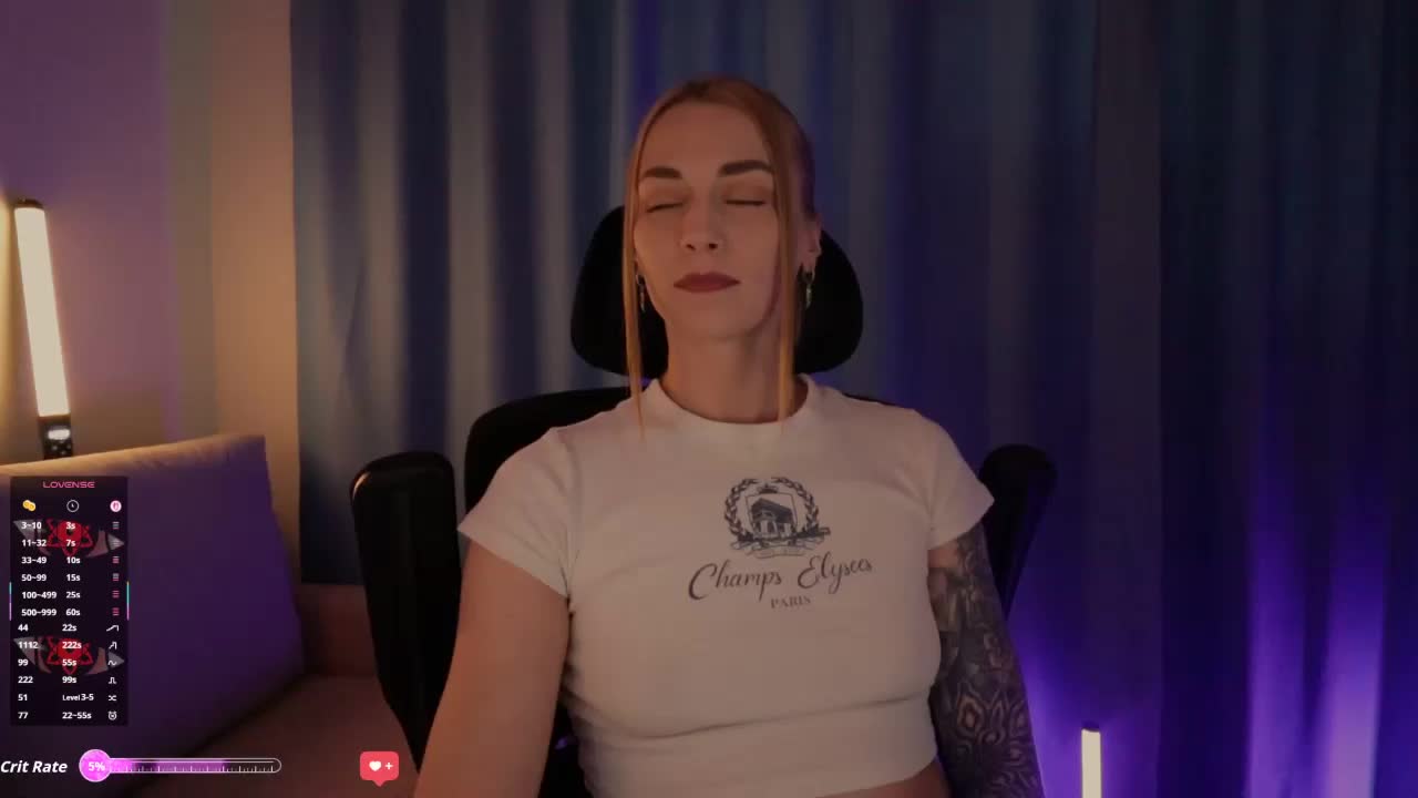 DigitalAlexa Cam Model Chat October 3, 2025