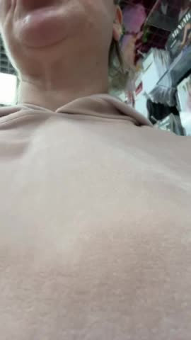 Veronika_Gold Cam Model Chat October 3, 2025