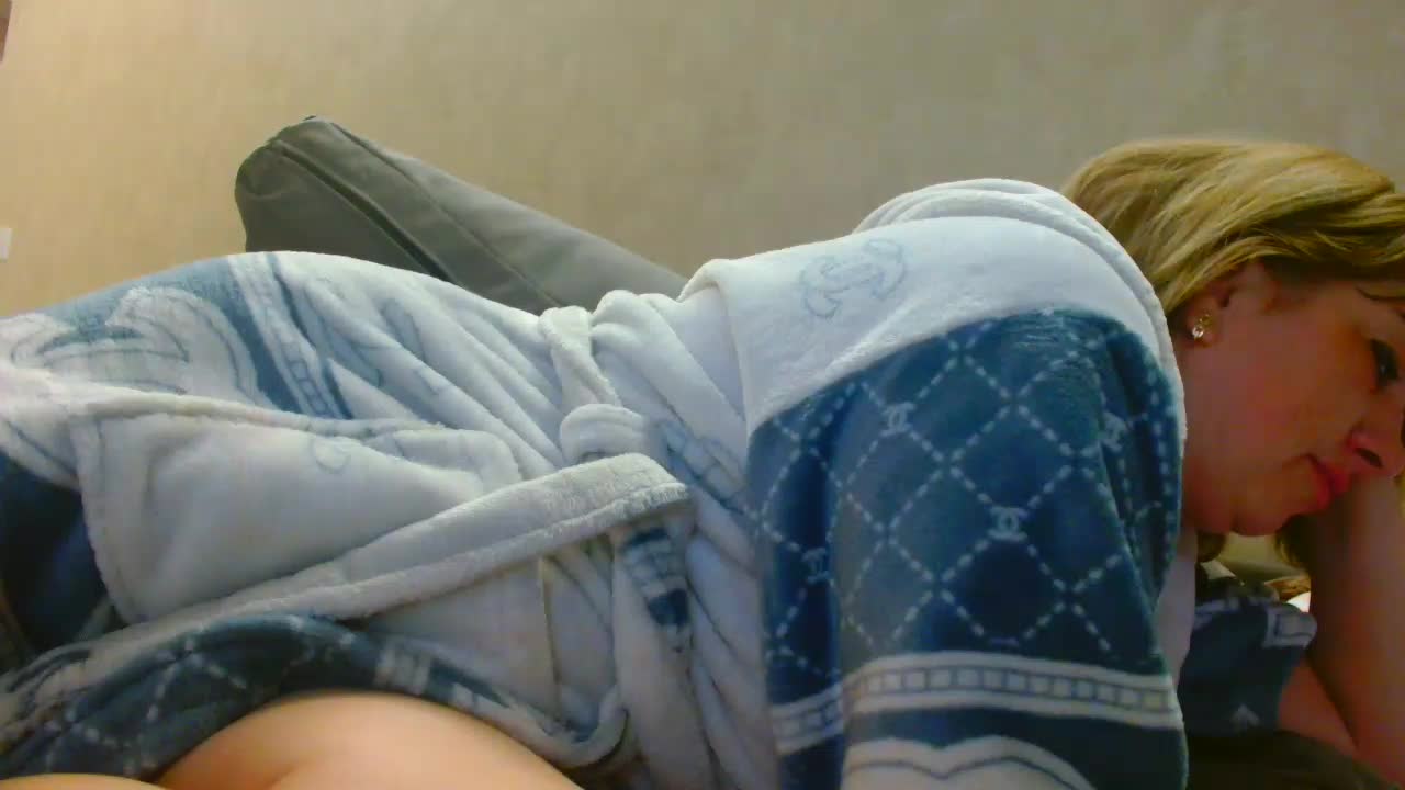 DonnaRosa Cam Model Chat October 3, 2025