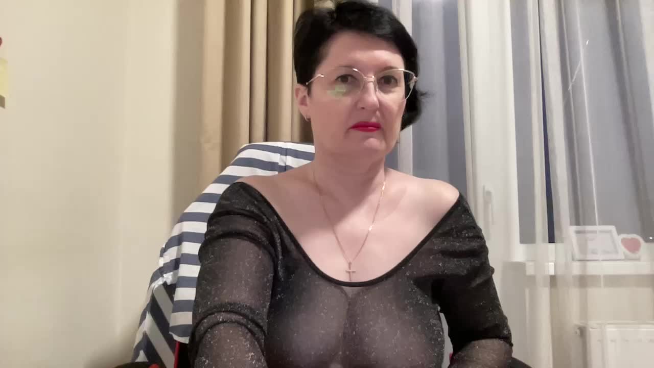 HotMilfPussy Cam Model Chat October 3, 2025