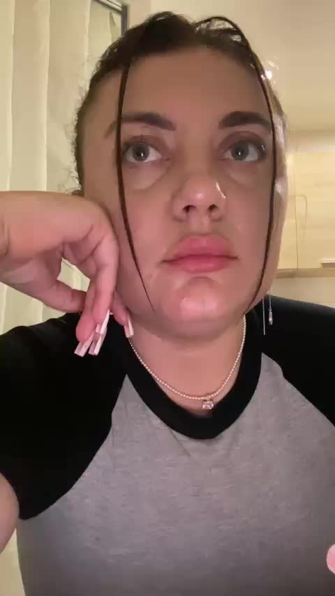 Sonya_ Cam Model Chat October 3, 2025