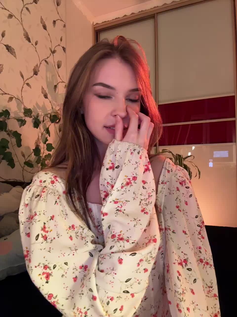 WednesdayFridayAddams Cam Model Chat October 3, 2025