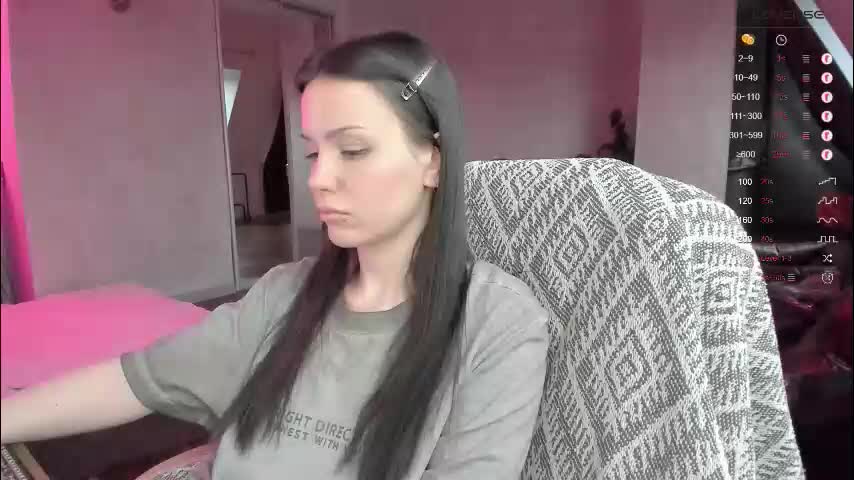 yourher0in Cam Model Chat October 3, 2025