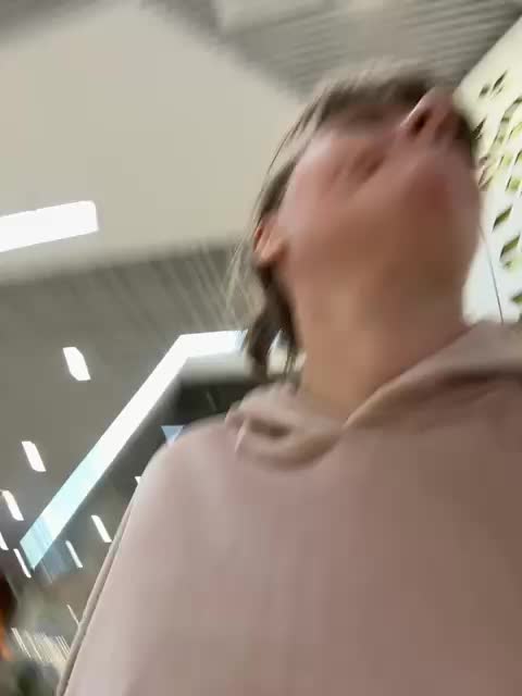 Veronika_Gold Cam Model Chat October 3, 2025