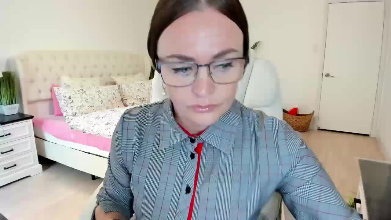 -Michelle- Cam Model Chat October 3, 2025