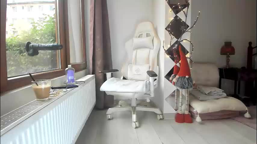 jennywildd Cam Model Chat October 3, 2025