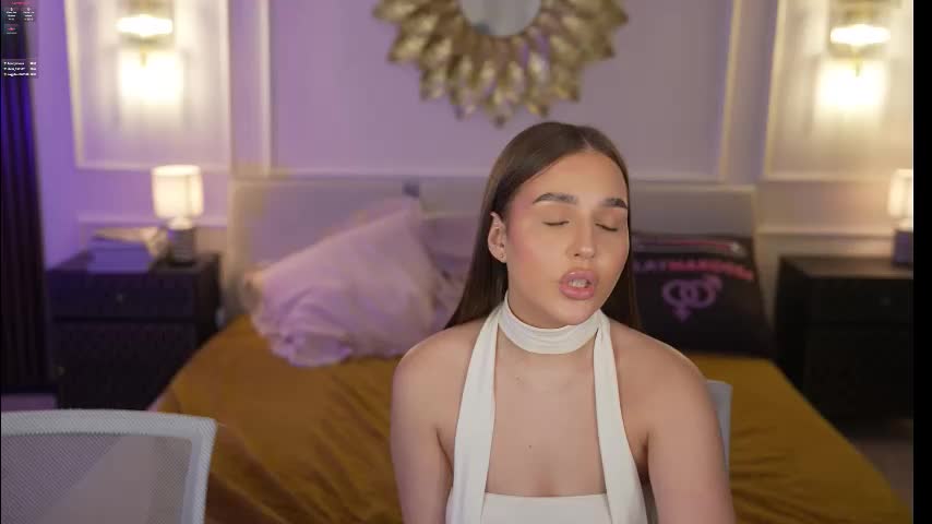 bright_diamonds_054 Cam Model Chat October 3, 2025